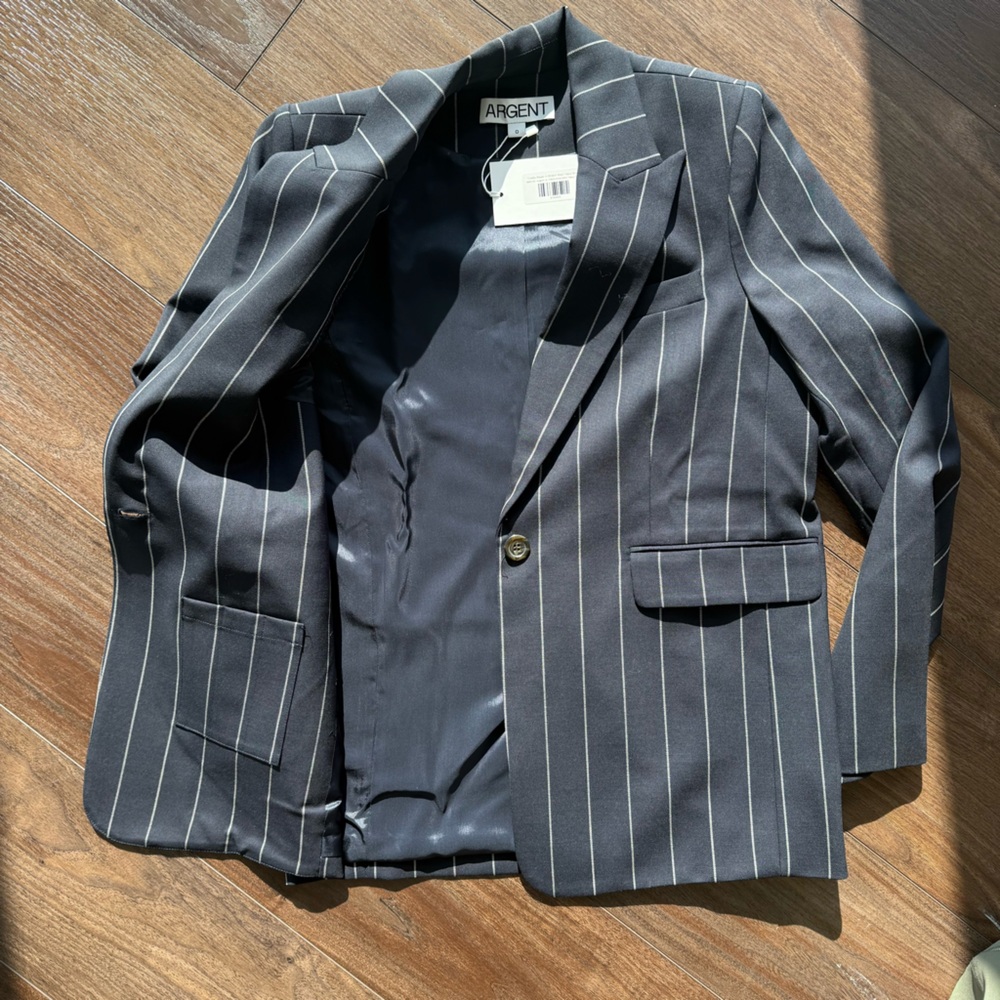 NWT. Argent Navy Pinstripe Crosby Blazer. 0. - Picture 7 of 12